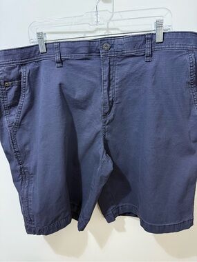 Item 061526F   
Weatherproof Men's Slate Blue Flat-Front Casual Shorts